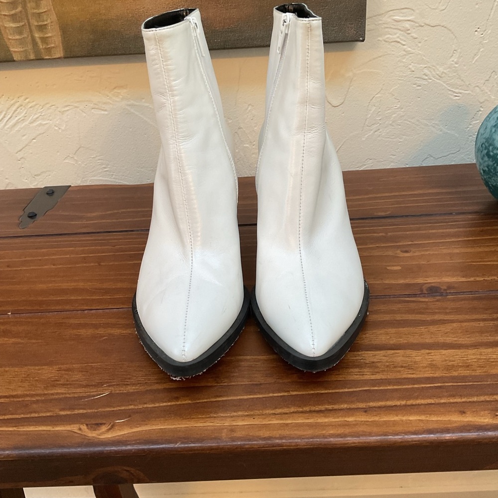 ‼️McQ WHITE BOOTIES by ALEXANDER McQUEEN‼️ - Picture 2 of 13